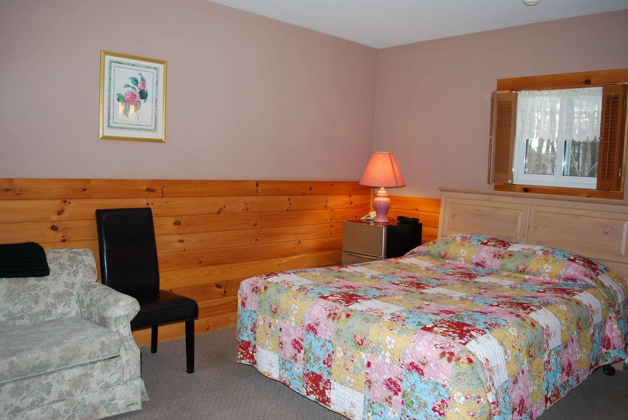 The Inn At The Rostay Bethel Exterior photo