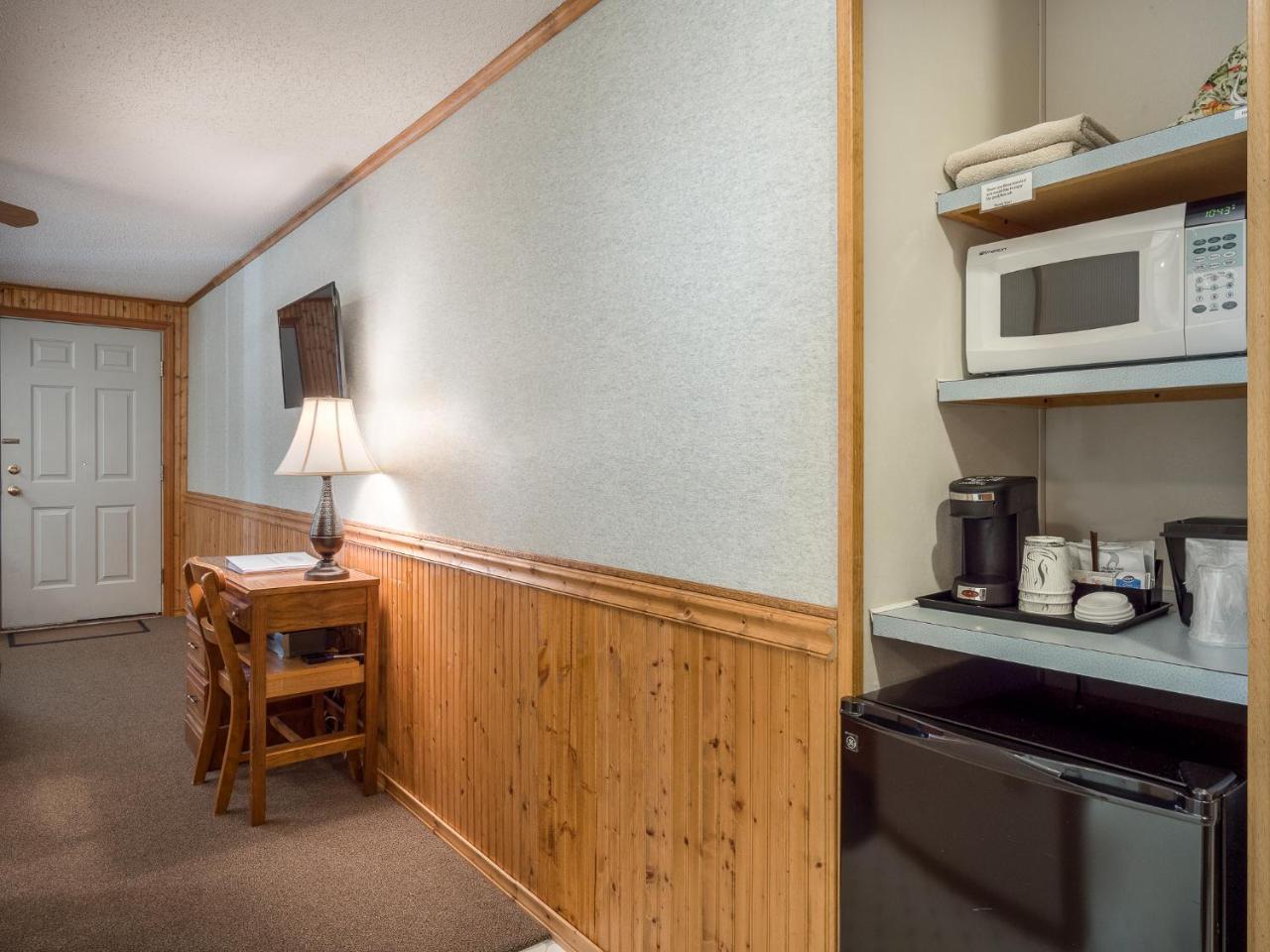 The Inn At The Rostay Bethel Exterior photo